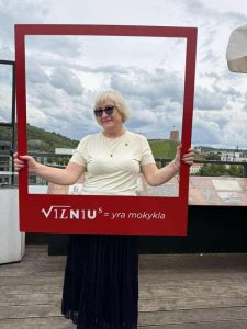 received_1256347926055896